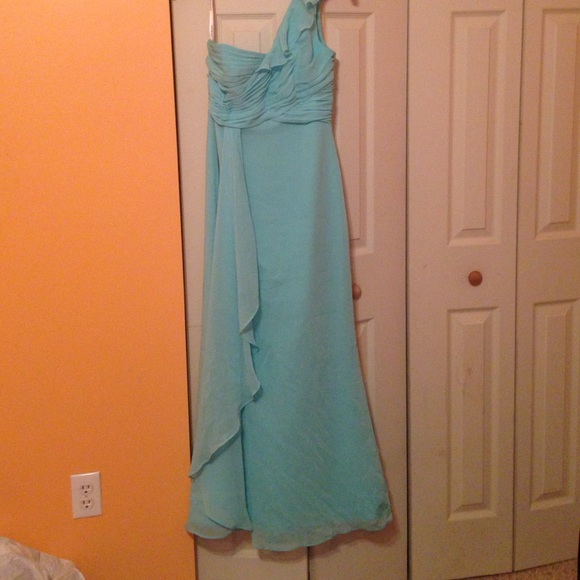 Bridesmaid dresses! 3 dresses - Picture 2 of 2