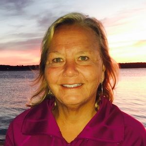 Meet your Posher, Robin