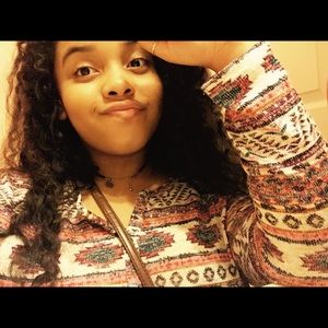 Meet your Posher, Maya