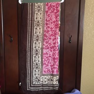 Brown, cream, and pink scarf