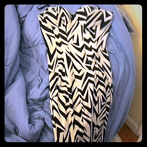 Kardashian Kollection strapless dress