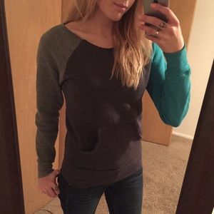 Multicolor wide neck sweater