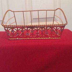 🚫🚫SOLD🚫🚫 Wire basket with rhinestones