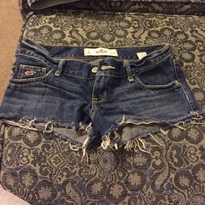 Hollister short