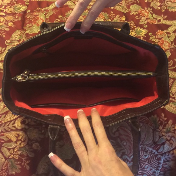 Gorgeous Kate Spade crock embossed purse in brown - Picture 2 of 4