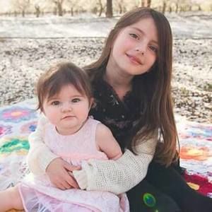 Meet your Posher, Selsa