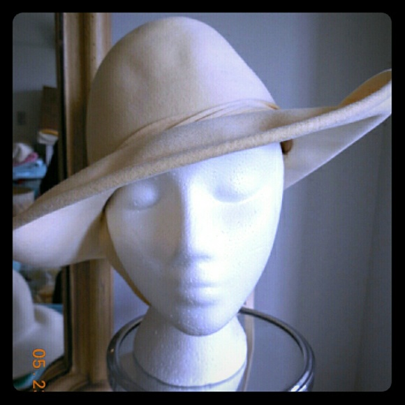 Glamorous Vintage Hats