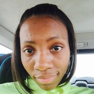 Meet your Posher, Cierra