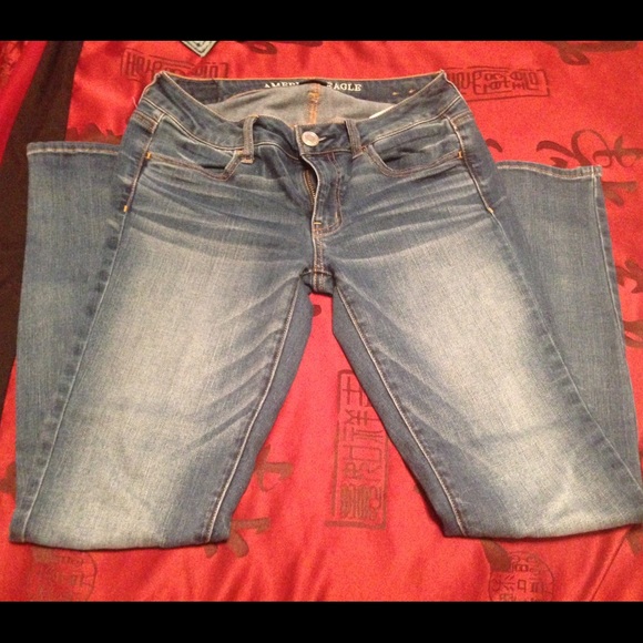 PRICE DROP! American Eagle Super Stretch!