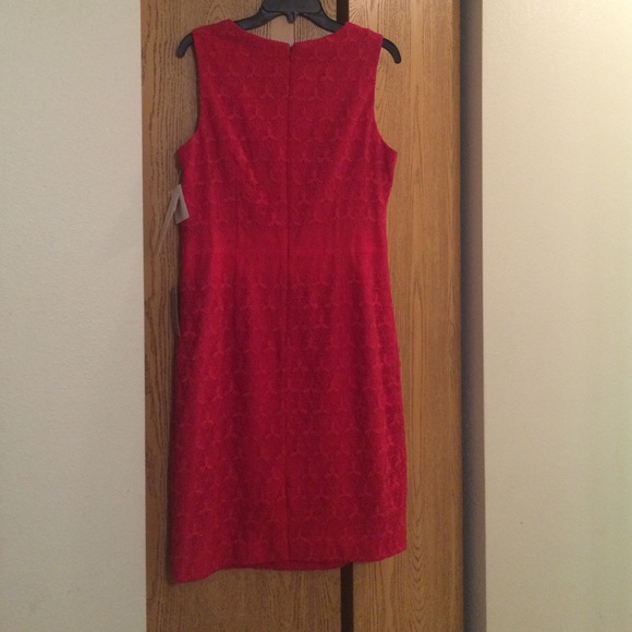 'Star Floral' Mesh Overlay Dress - Picture 4 of 4