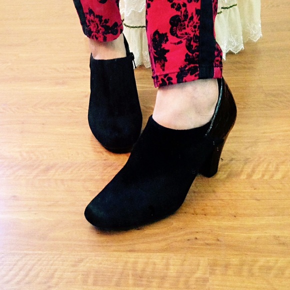 Gianni Bernini Black Suede Ankle Boots