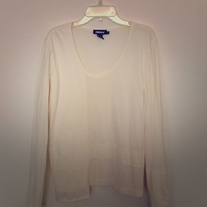 DKNY STRETCH CREAM TEE SIZE LARGE