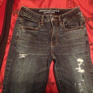PRICE DROP! High Waisted AEO distressed jegging.
