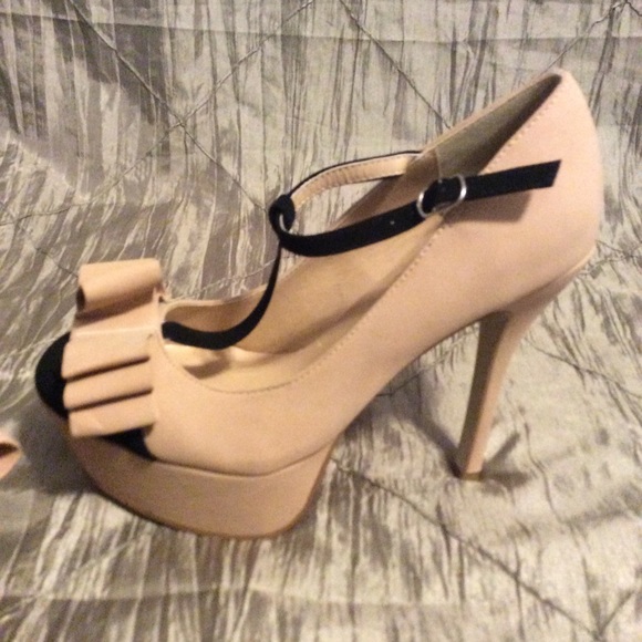 New Suede Nude Platform Heels w Black Bows