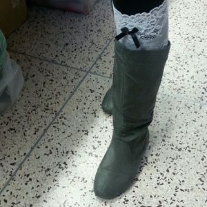 White Lace With Bow Boot Topper