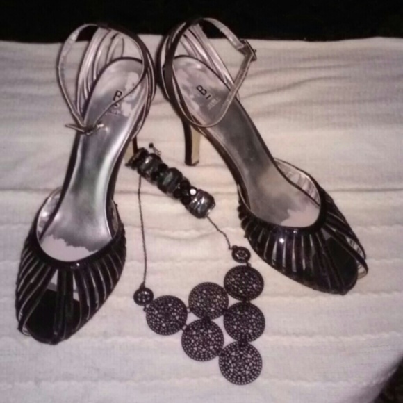 🎉Host Pick🎉 Black Sequin Peep Toe Heels