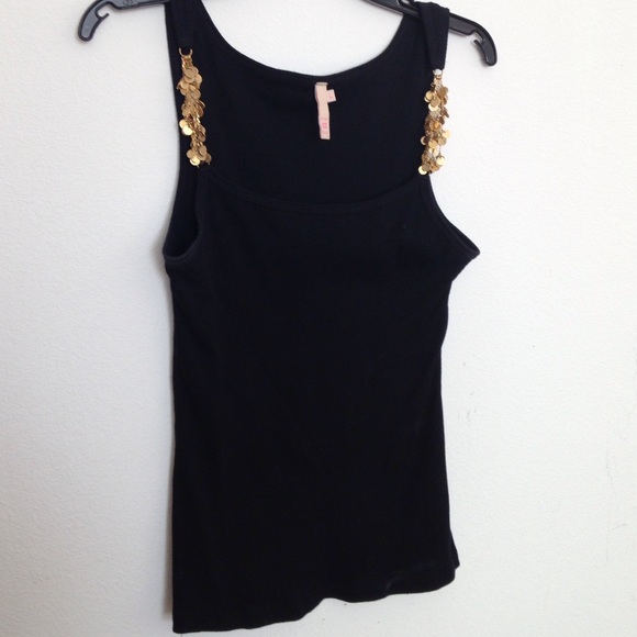 Cute unique tank size large sexy!