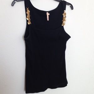 Cute unique tank size large sexy!