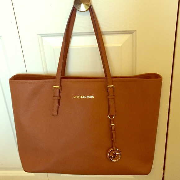 Michael Kors tote
