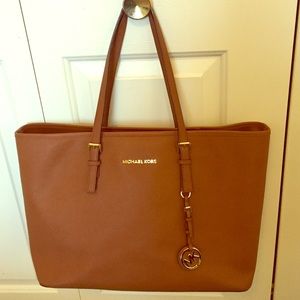 Michael Kors tote