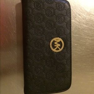Black Michael Kors wallet