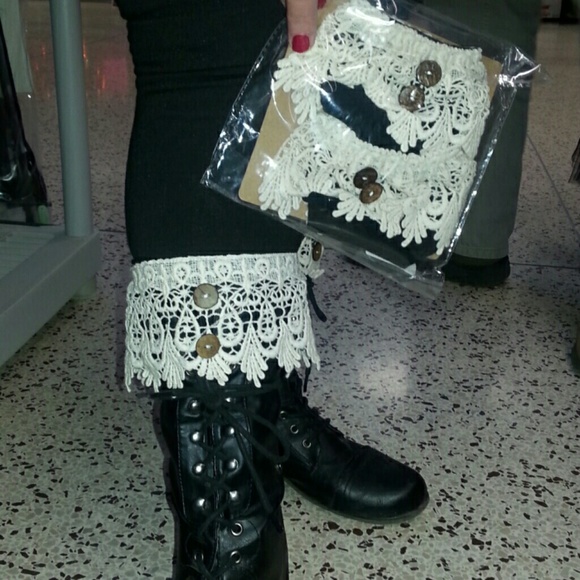 Two Button Crochet Boot Topper - Picture 2 of 2