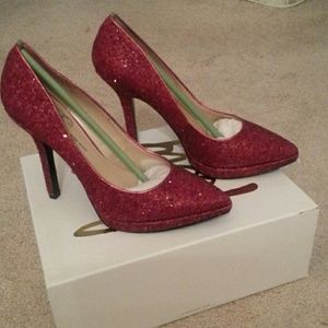 Beautiful Ruby Red platform pumps