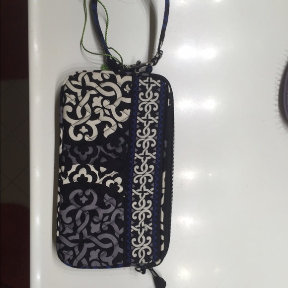 Vera Bradley Wristlet Canterberry Cobalt