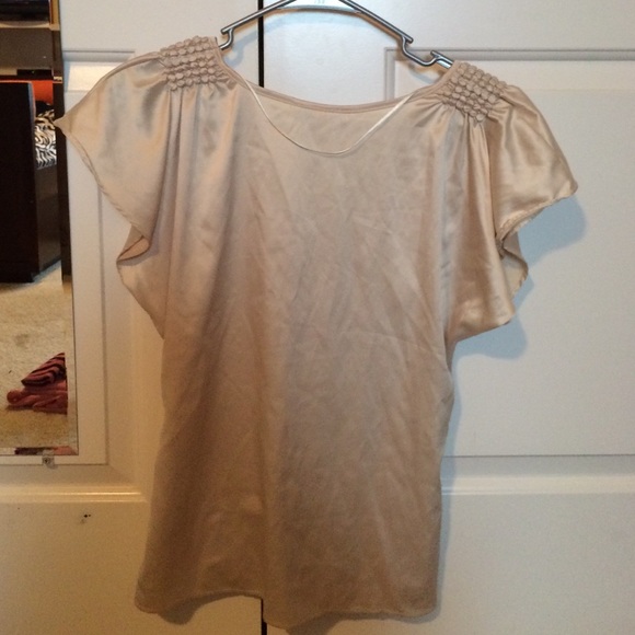 blouse - Picture 2 of 3