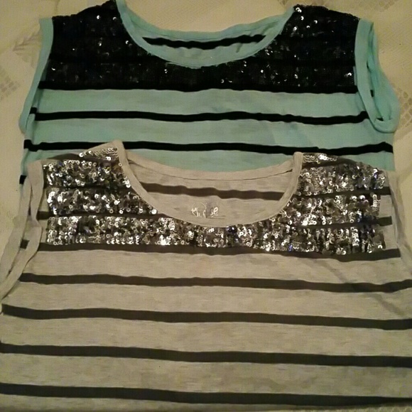 2 Sequence Tops for Girls - Picture 1 of 3