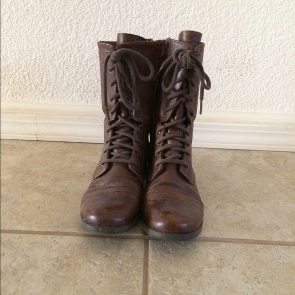 Brown combat boots size 7