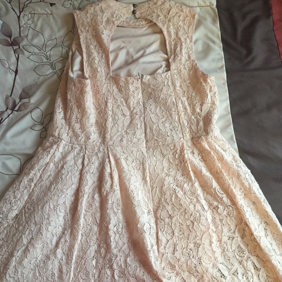 Peach Lace Dress - Picture 2 of 2