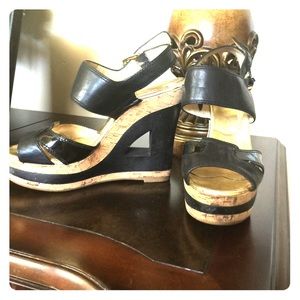 Very unique!!!  Michael Kors wedges, size 8 ❤️