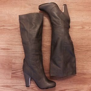 DV by Dolce Vita Grey Boots