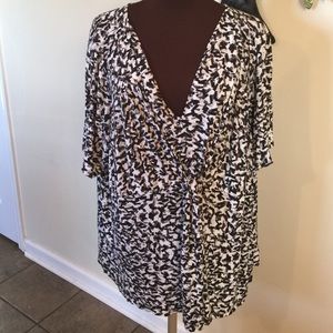 Black and gray Apt. 9 top