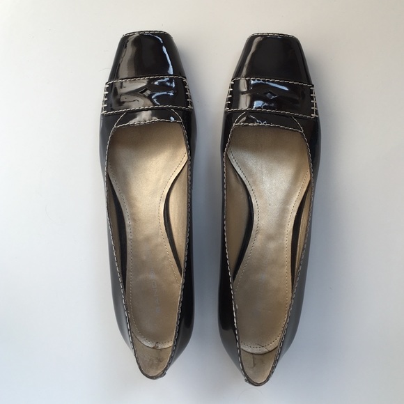 Bandolino Flats
