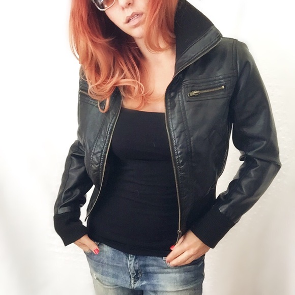 SOLD Chic black pilot jacket - Picture 2 of 4