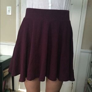 Maroon brandy Melville skater skirt