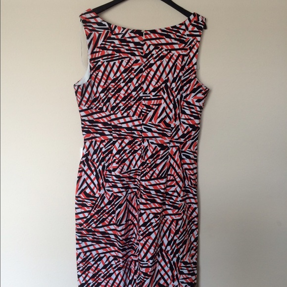 London Times Office Dress - Picture 3 of 4