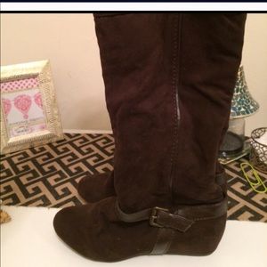 NWT Brown Express Boots