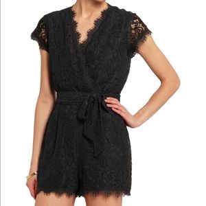 💋💋👒Diane Von furstenberg lace playsuit!!