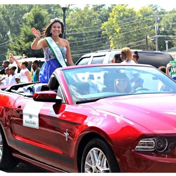 Blue Pageant // Prom Gown - Picture 4 of 4