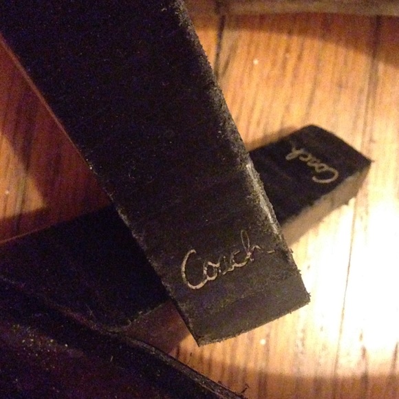 Coach Pumps - Picture 2 of 4