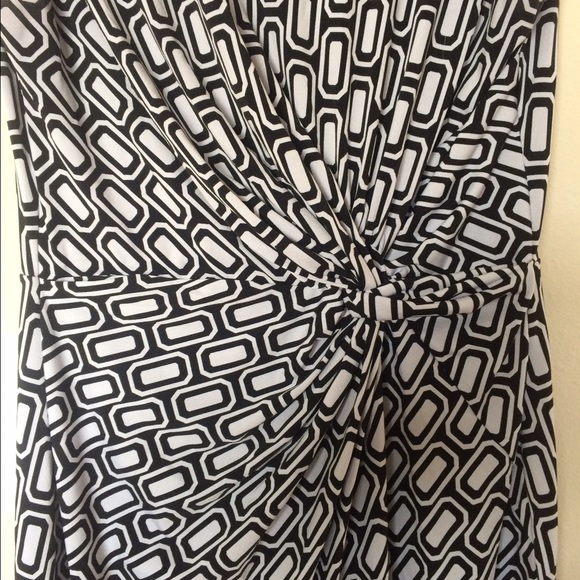 Cato Office Dress - Picture 3 of 3