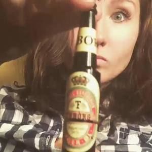 Meet your Posher, Bobbie