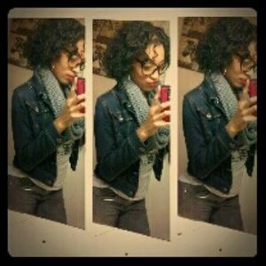 Meet your Posher, Kayla