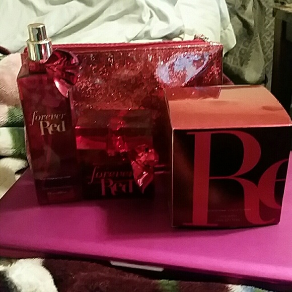 Forever Red Set