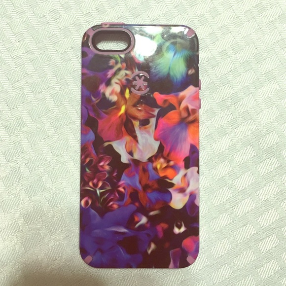 Floral Speck case for iPhone 5/5s