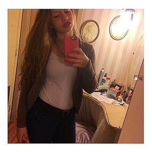 Meet your Posher, Hannah