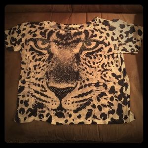 Medium animal crop top with bling!! 😘💋🐯